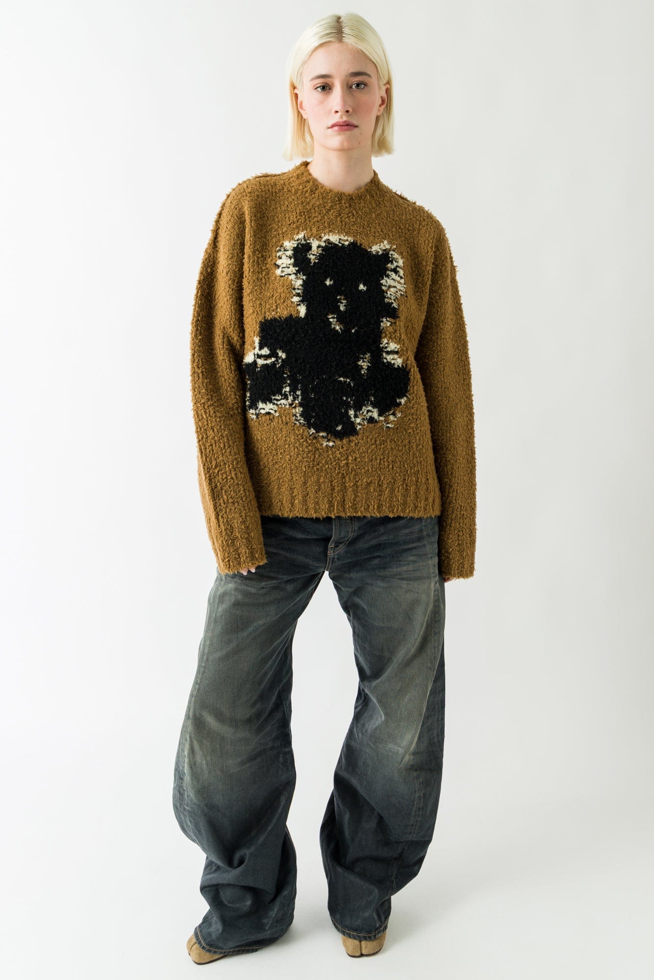 Acne Studios Knit Bear Sweater In Khaki Beige full look