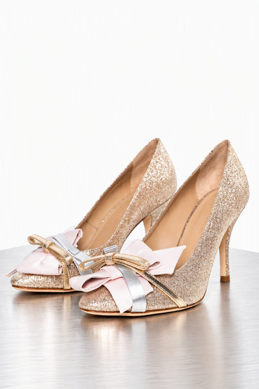 August Barron Triple Bow Pump side