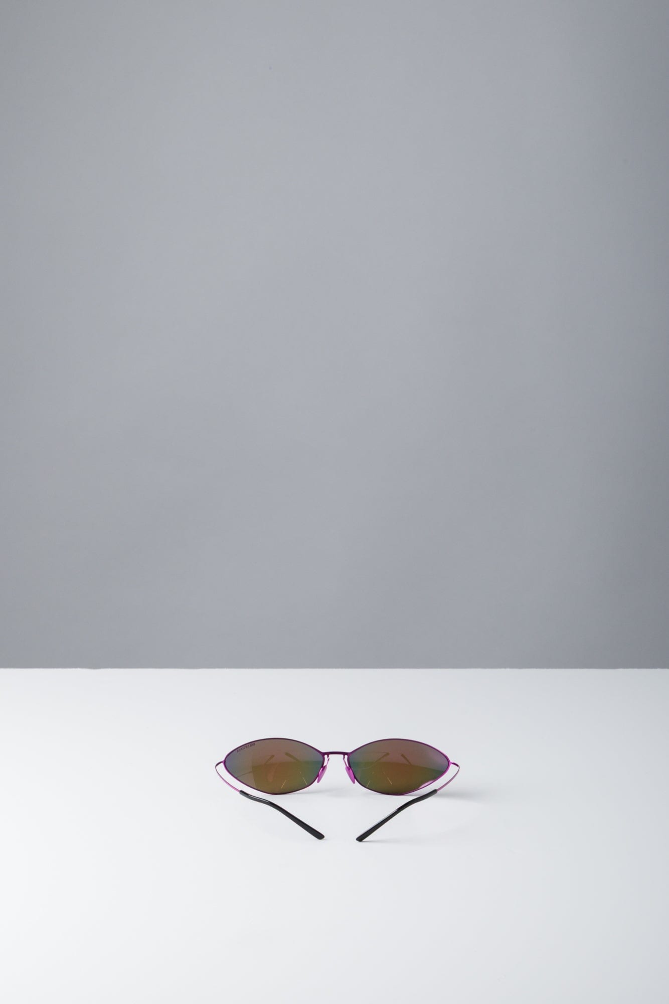 Balenciaga Malibu Round in Pink back 2