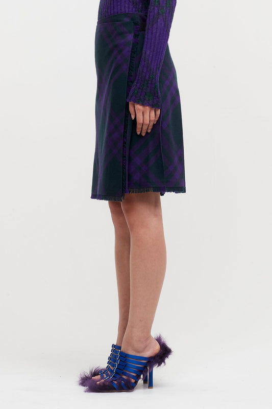 Burberry Royal IP Check Kilt side