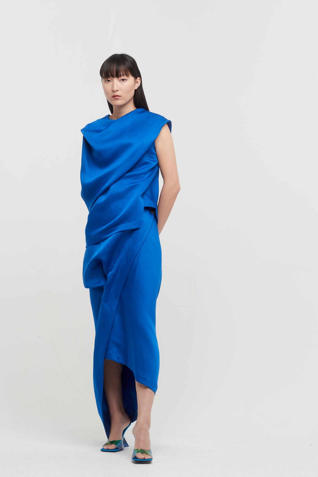 Issey Miyake Enveloping Skirt in Blue full look