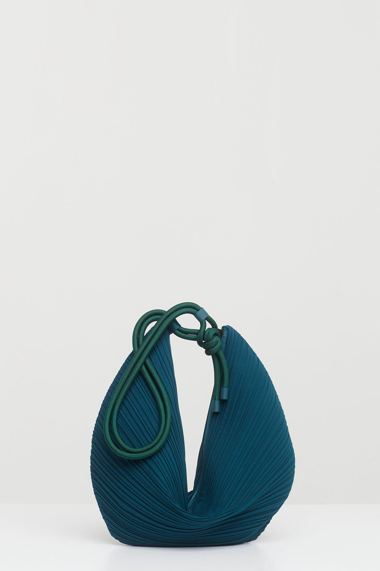 Pleats Please Issey Miyake Leaf Pleats Bag 4