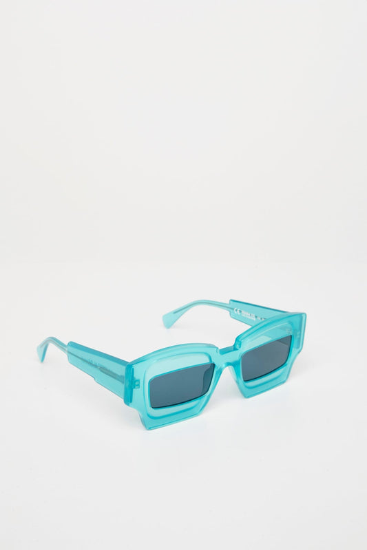 Kuboraum X6 in Aquamarine side angle