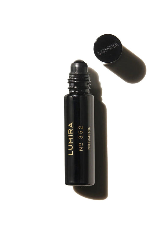 Lumira No352 Leather and Cedar Perfume Oil cap off