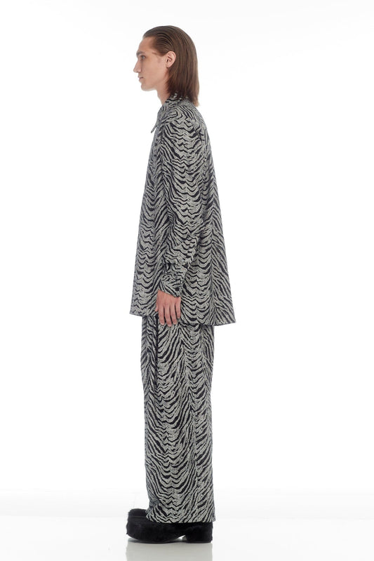 Lu'u Dan Unisex Relaxed Long Sleeve Shirt in Black Tiger Jacquard side