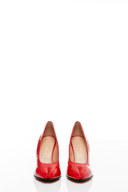 Maison Margiela Tabi Pumps in Red Patent front