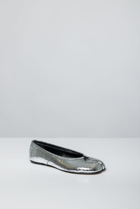 Maison Margiela Tabi Ballerina in Silver front
