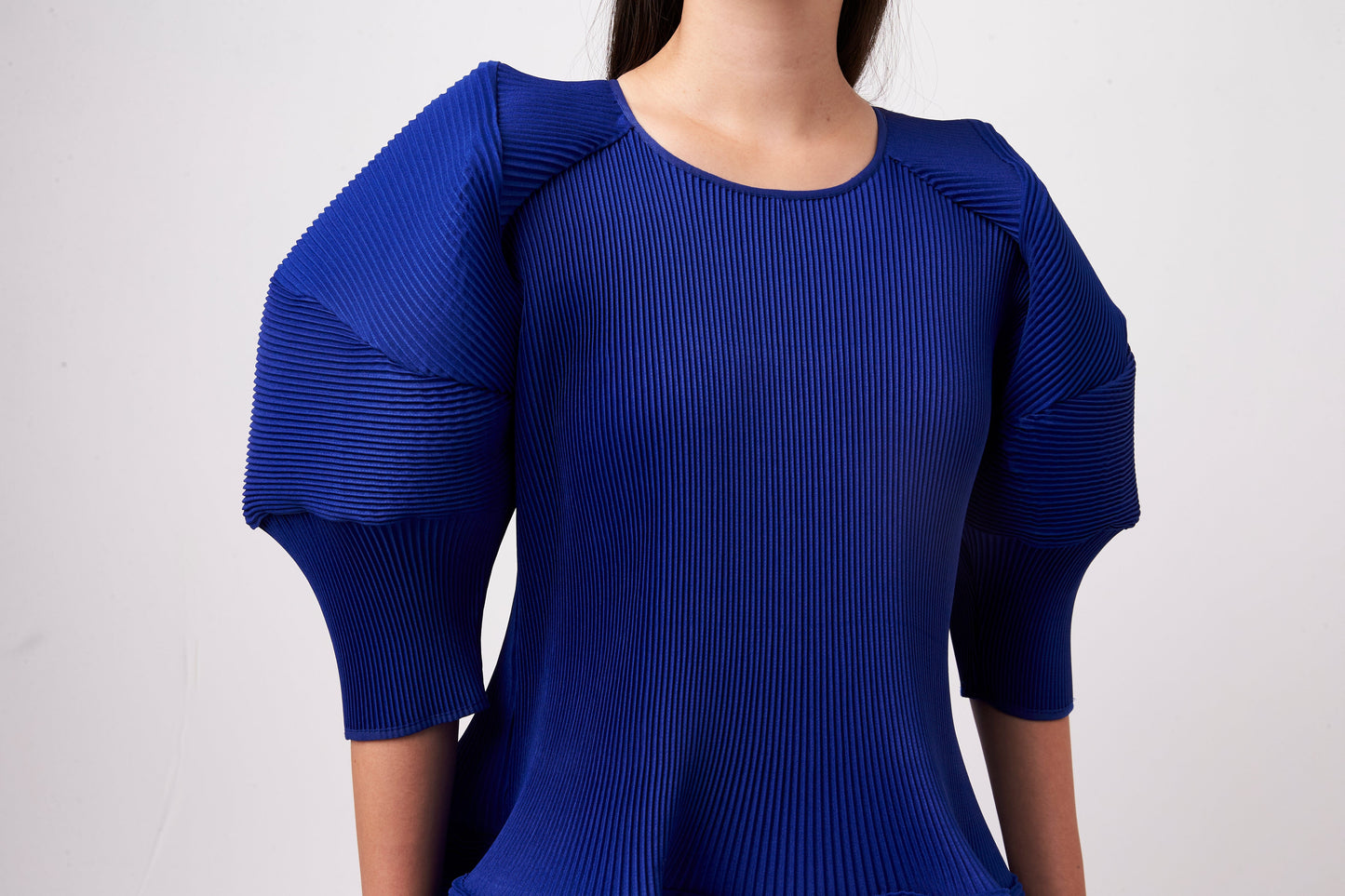 Melitta Baumeister Blue Big Sleeve Ripple Dress detail