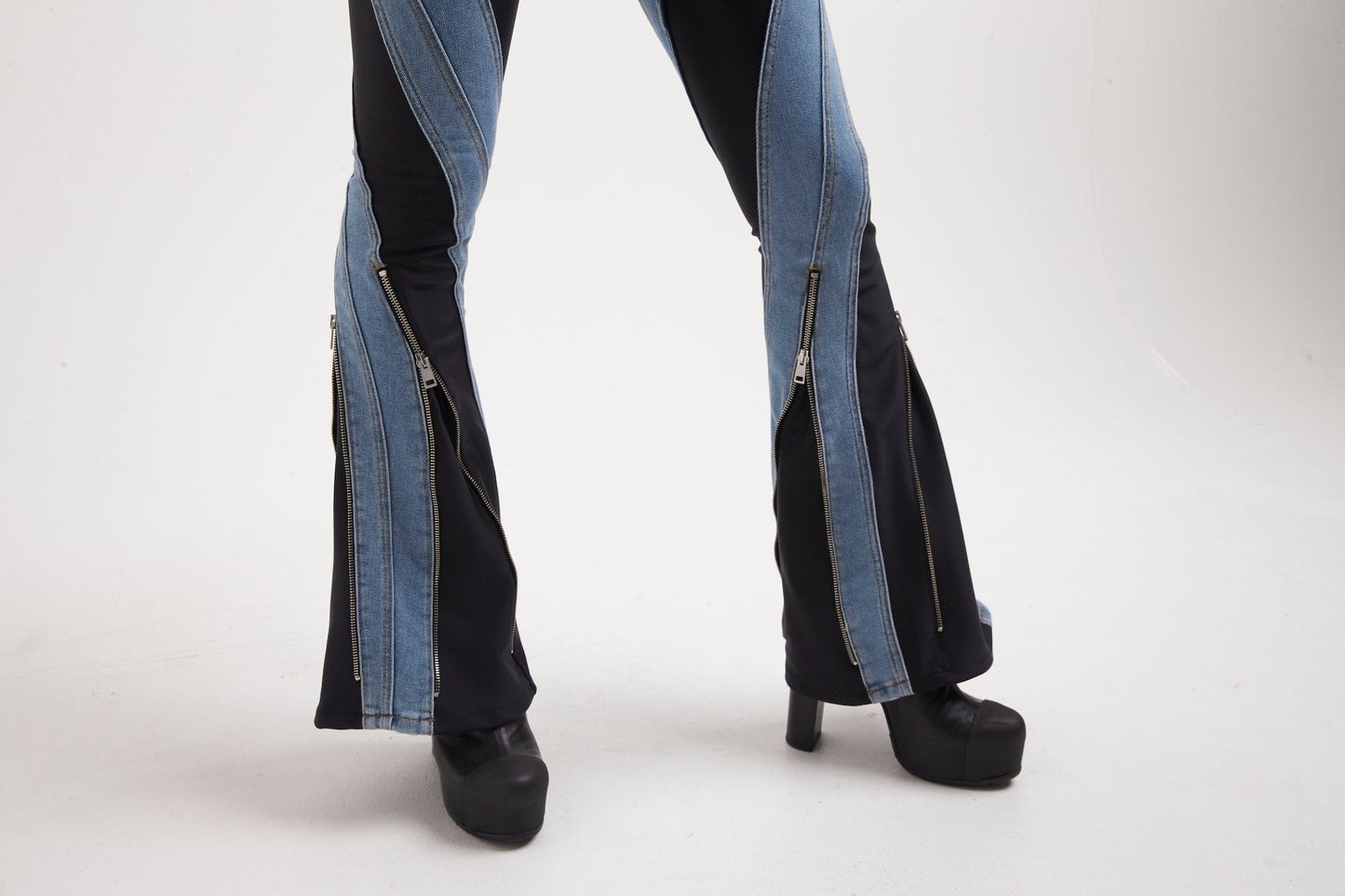 Mugler Denim Stretch Pants detail 2