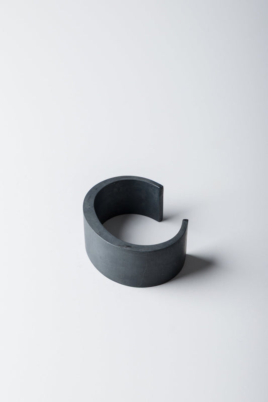 Parts of Four Reduced Crescent Bracelet (30mm, KA) side