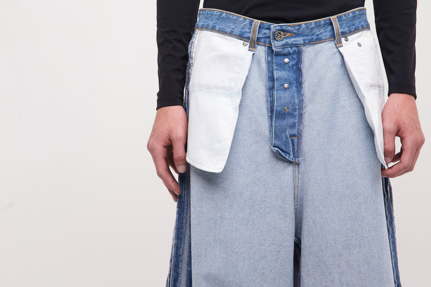 Vetements Inside-Out Baggy Jeans detail