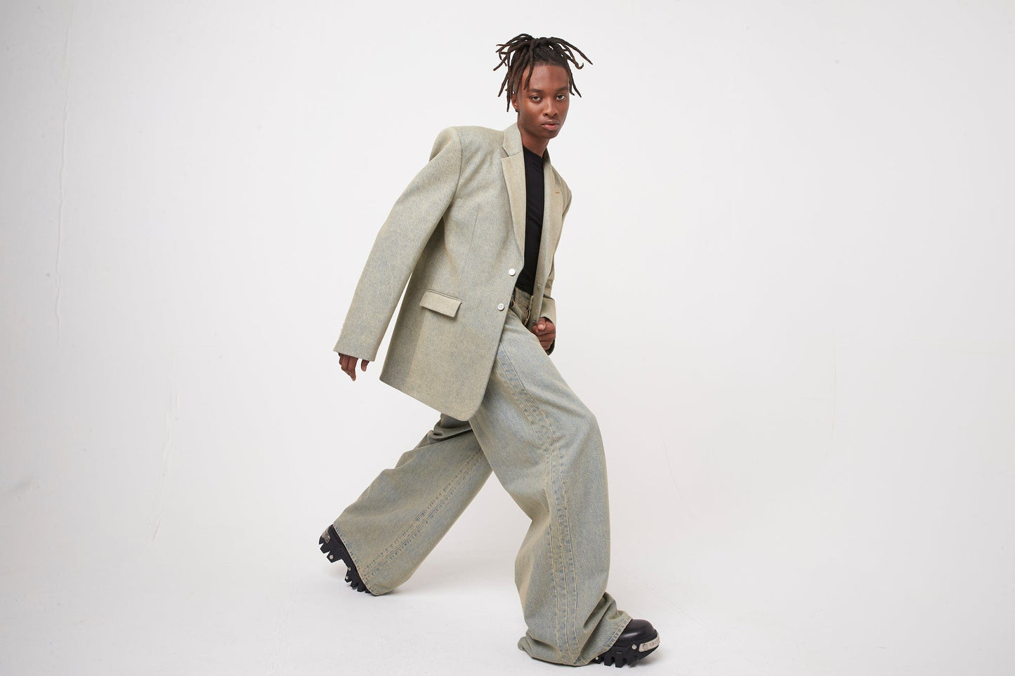 Vetements Denim Tailored Jacket pose