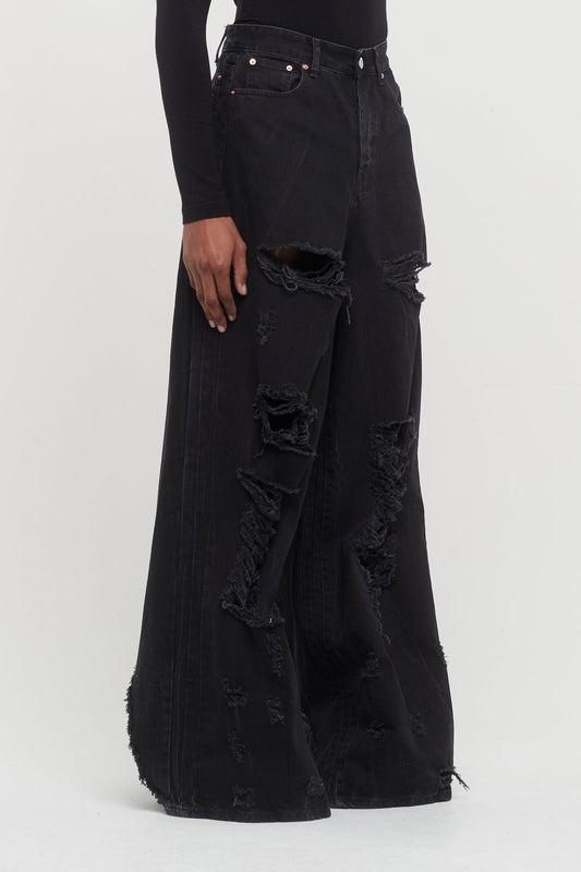 Vetements Destroyed Jeans side