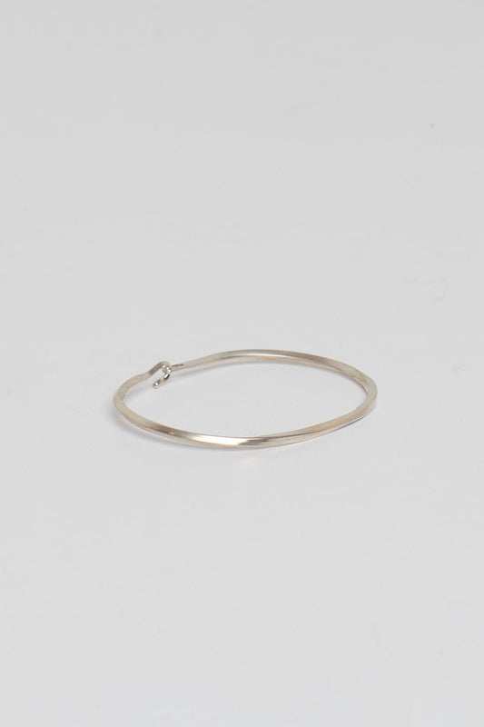 Werkstatt München Bangle Side Hook Twisted side
