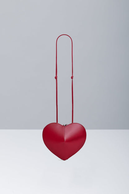 Alaïa Le Cœur in Red back