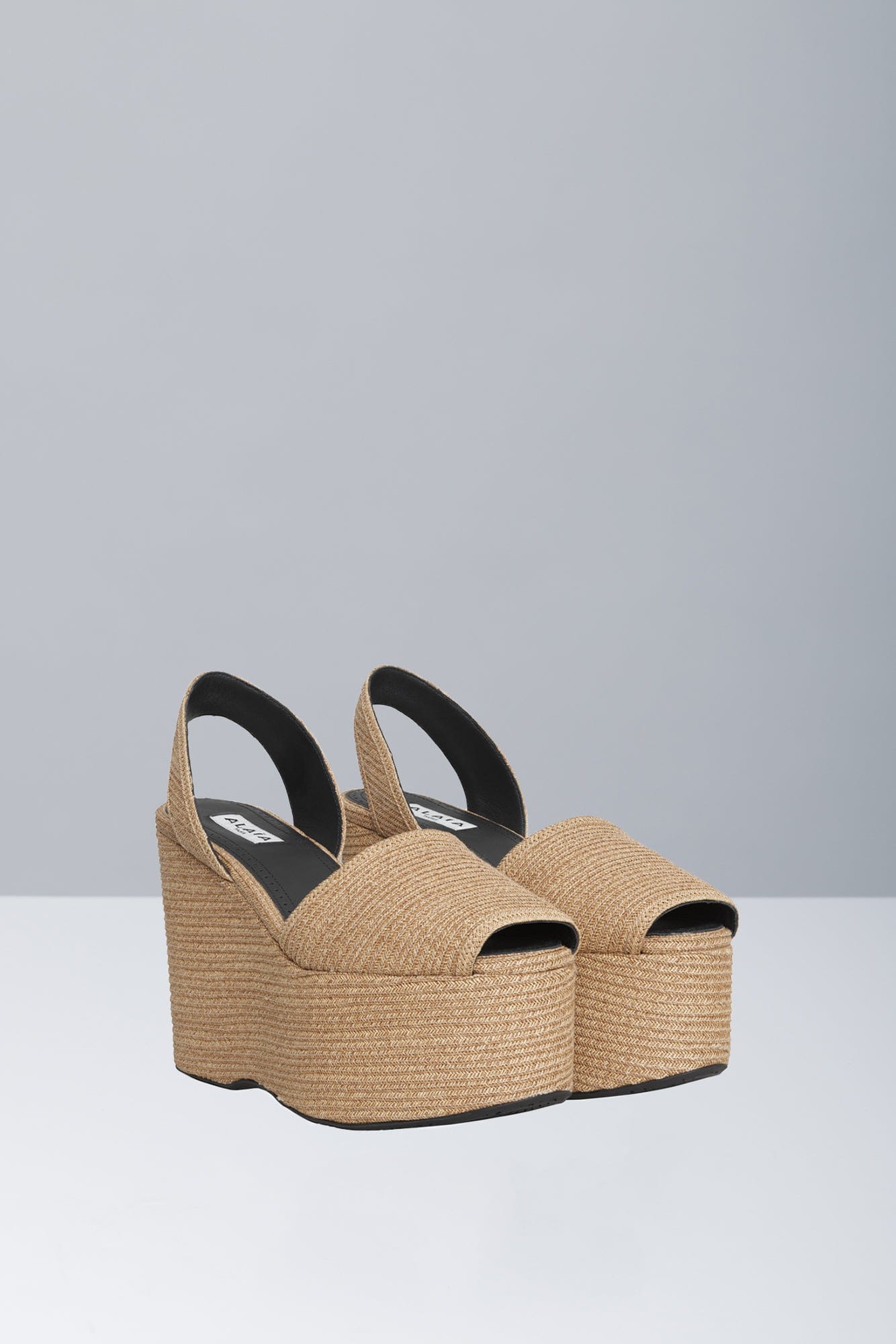 Alaïa Wedge Slingbacks in Rafia