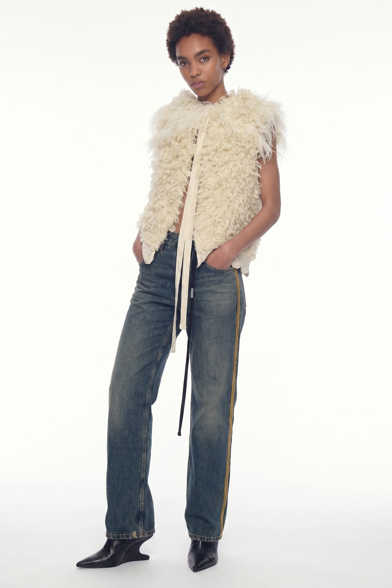 Ann Demeulemeester Emke Feathered Vest In Natural White – Antidote
