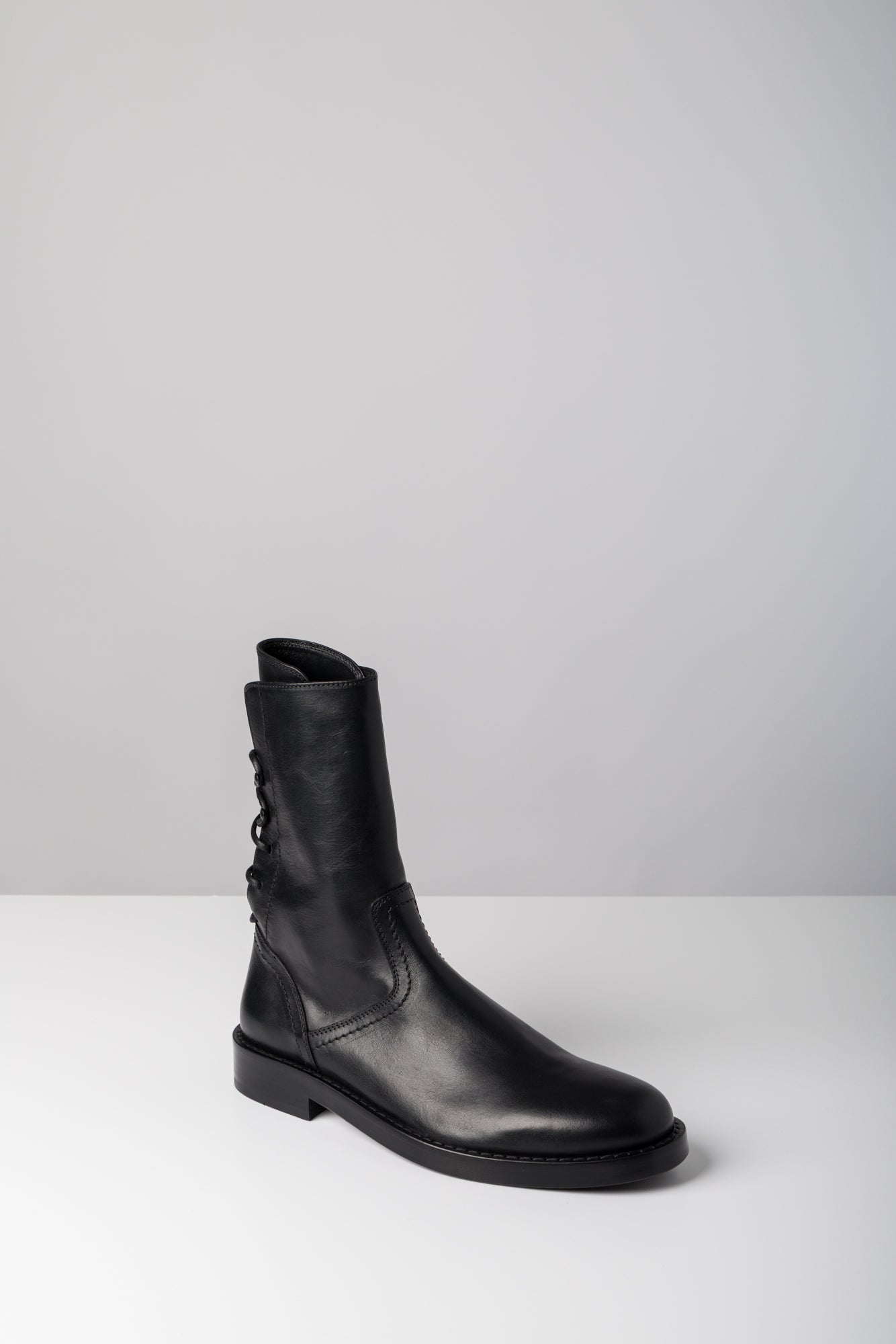 Ann Demeulemeester Heiko Laced Ankle Boots In Black