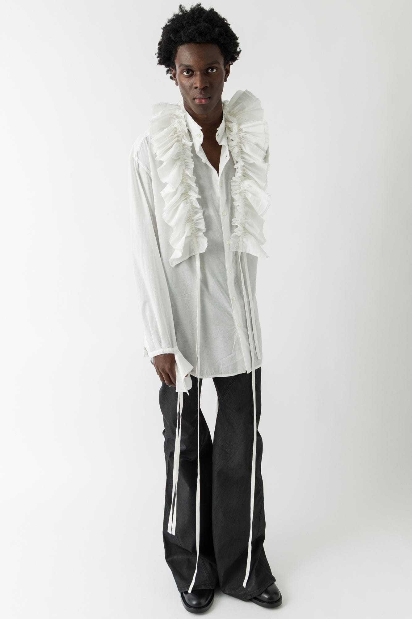 Ann Demeulemeester Olof Ruffled Collar In Light Cotton full body