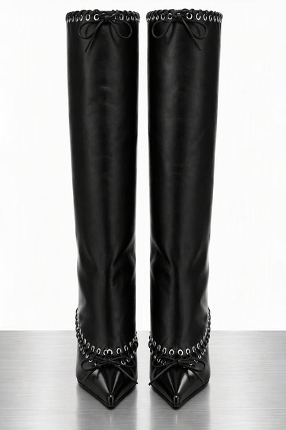 August Barron Level Boots front
