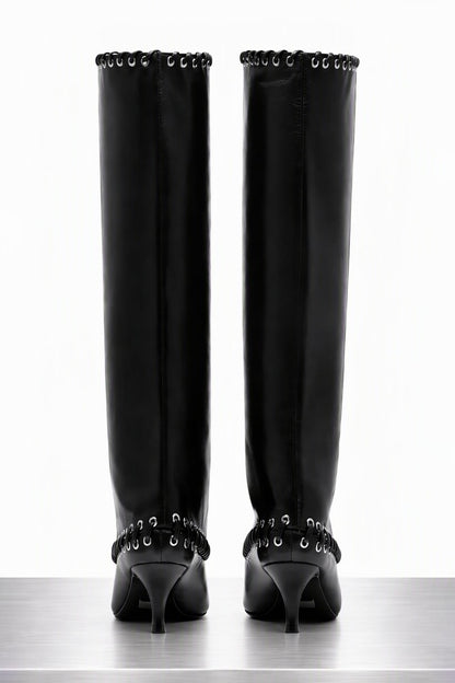 August Barron Level Boots back
