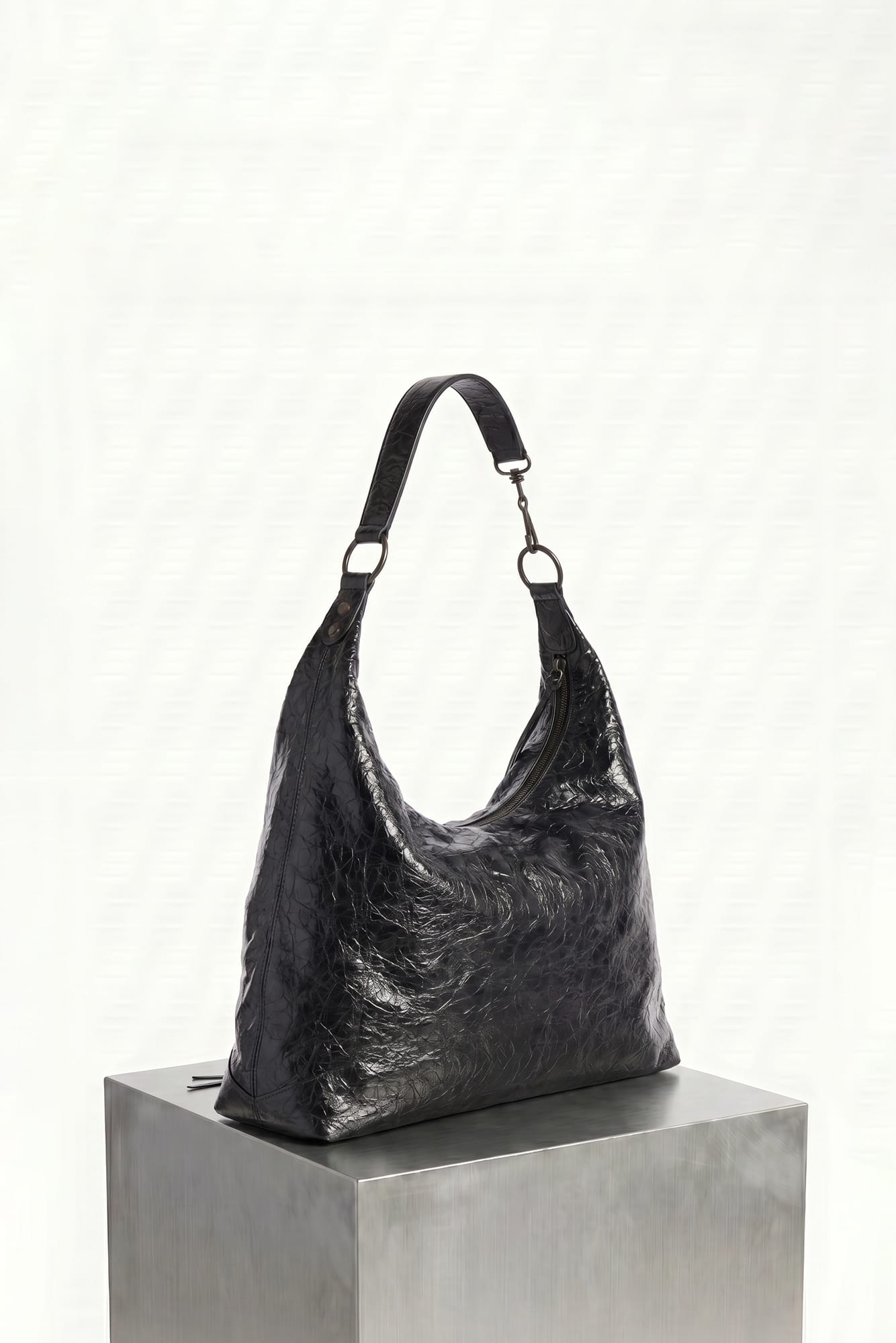 Balenciaga Le City Hobo back