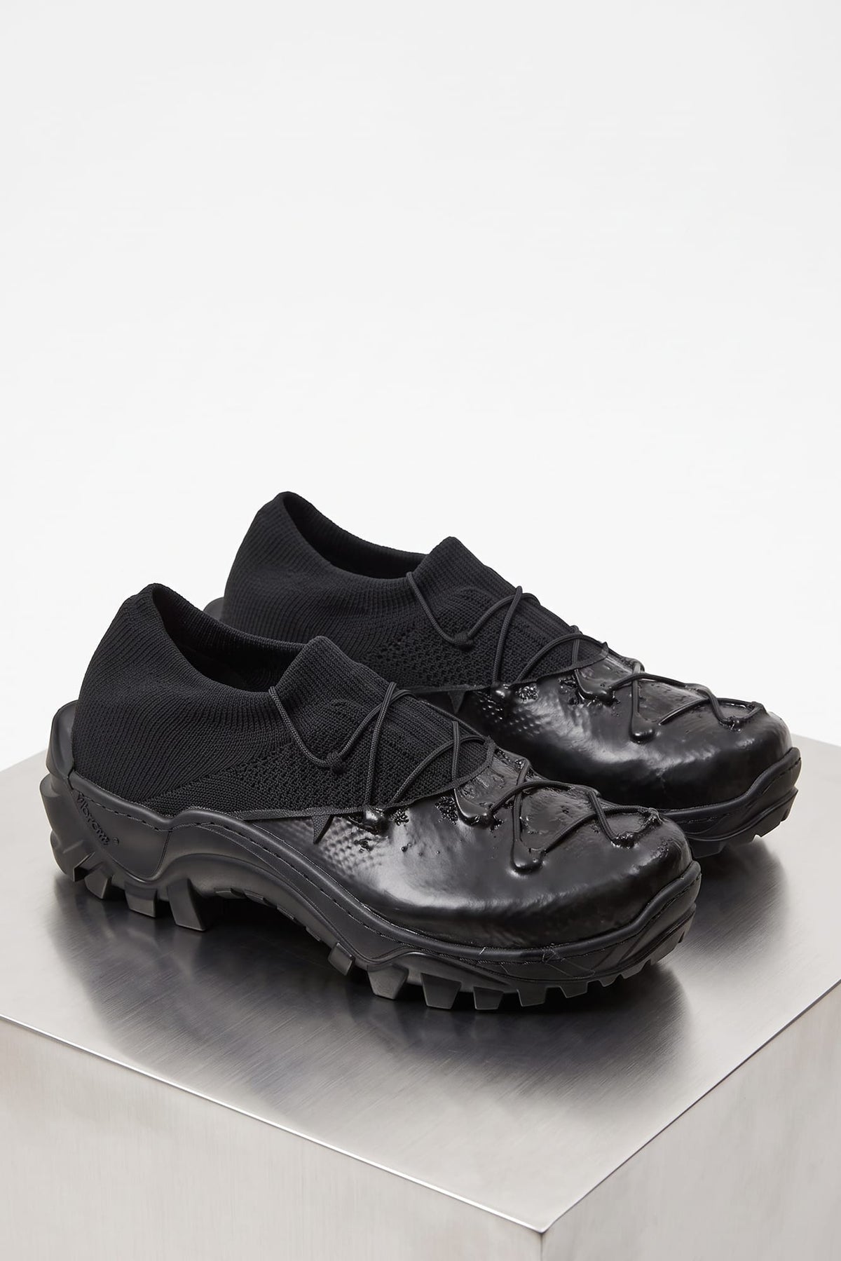 Demon Vipara Black