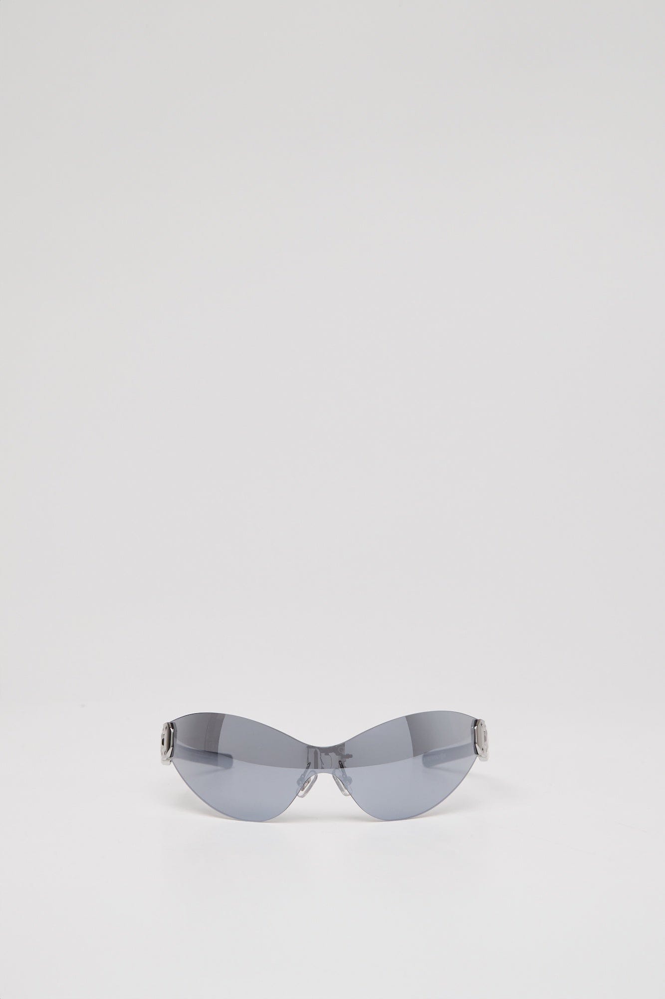 Gentle Monster X Maison Margiela Rimless Sunglass in Black