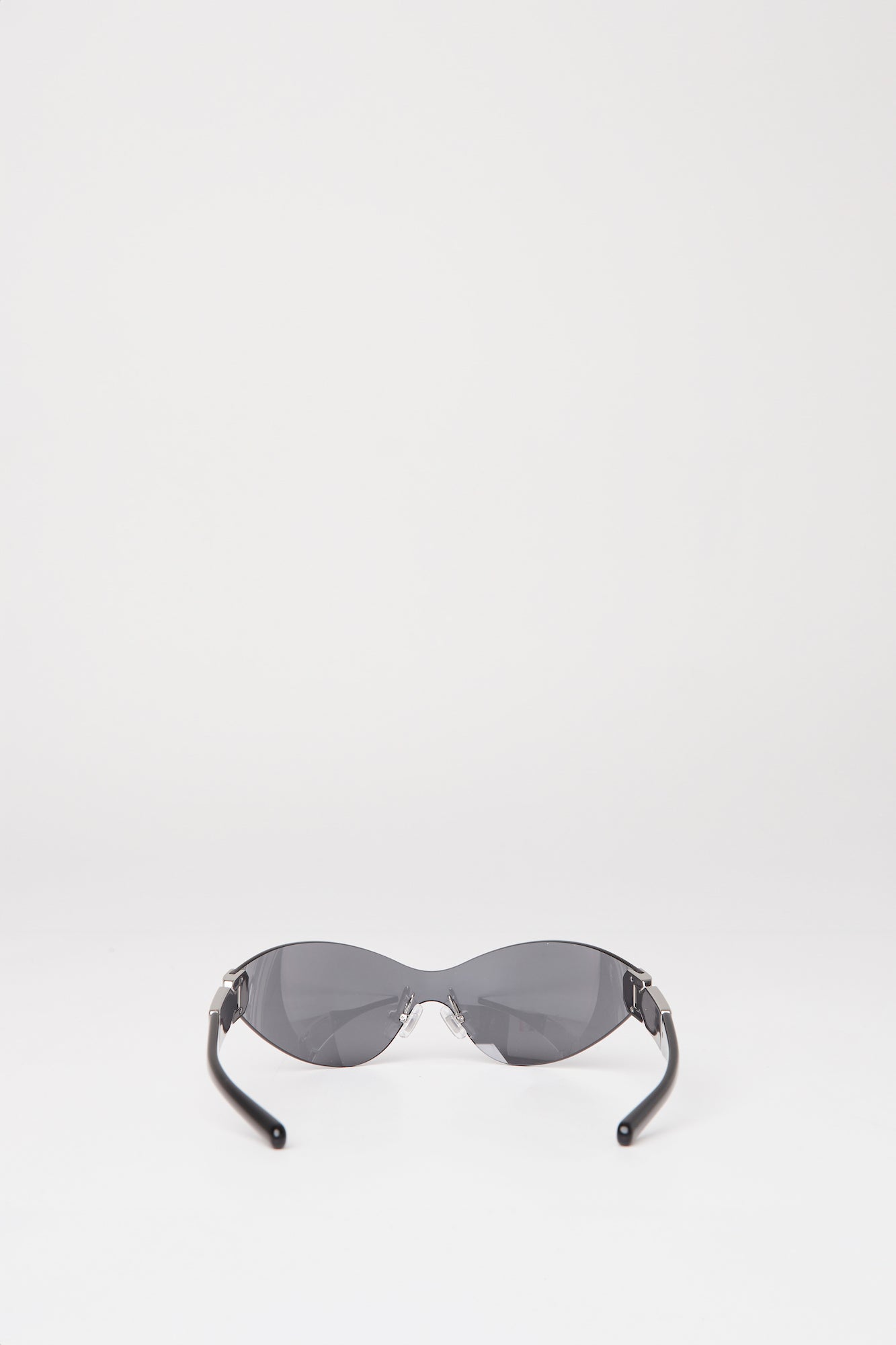 Gentle Monster X Maison Margiela Rimless Sunglass in Black back