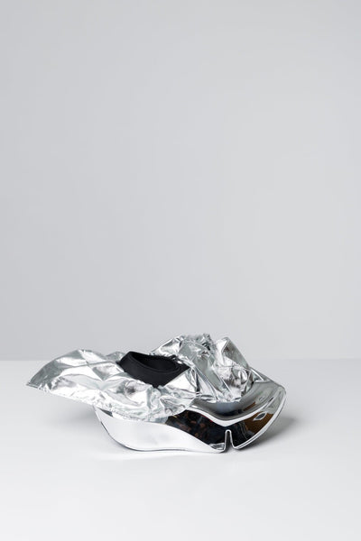 Grounds Orca Hankie in Chrome Scratch – Antidote Fashion and Lifestyle