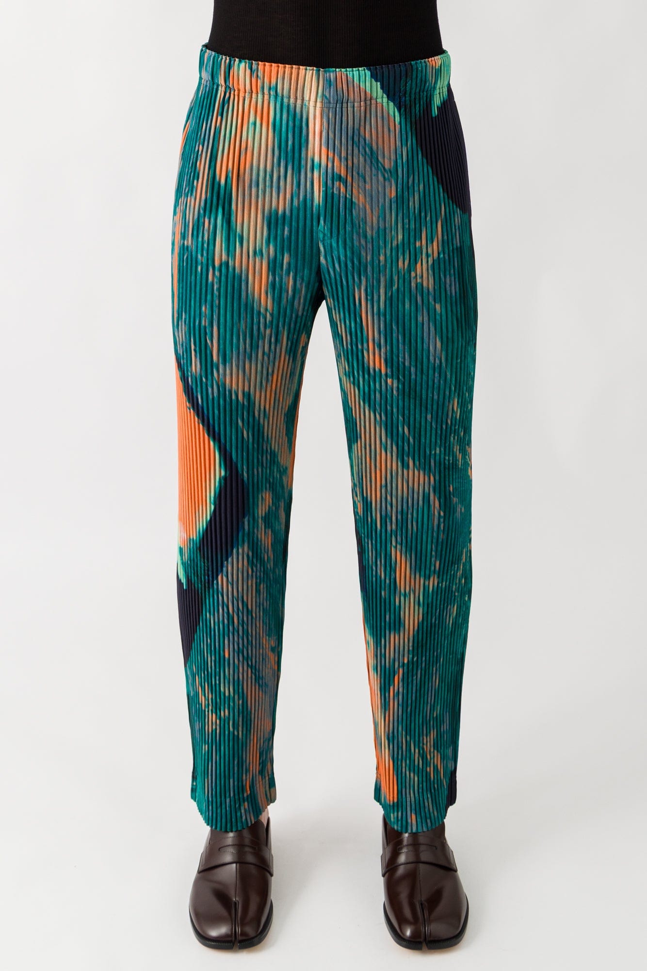 Homme Plissé Issey Miyake Agate Trouser In Green