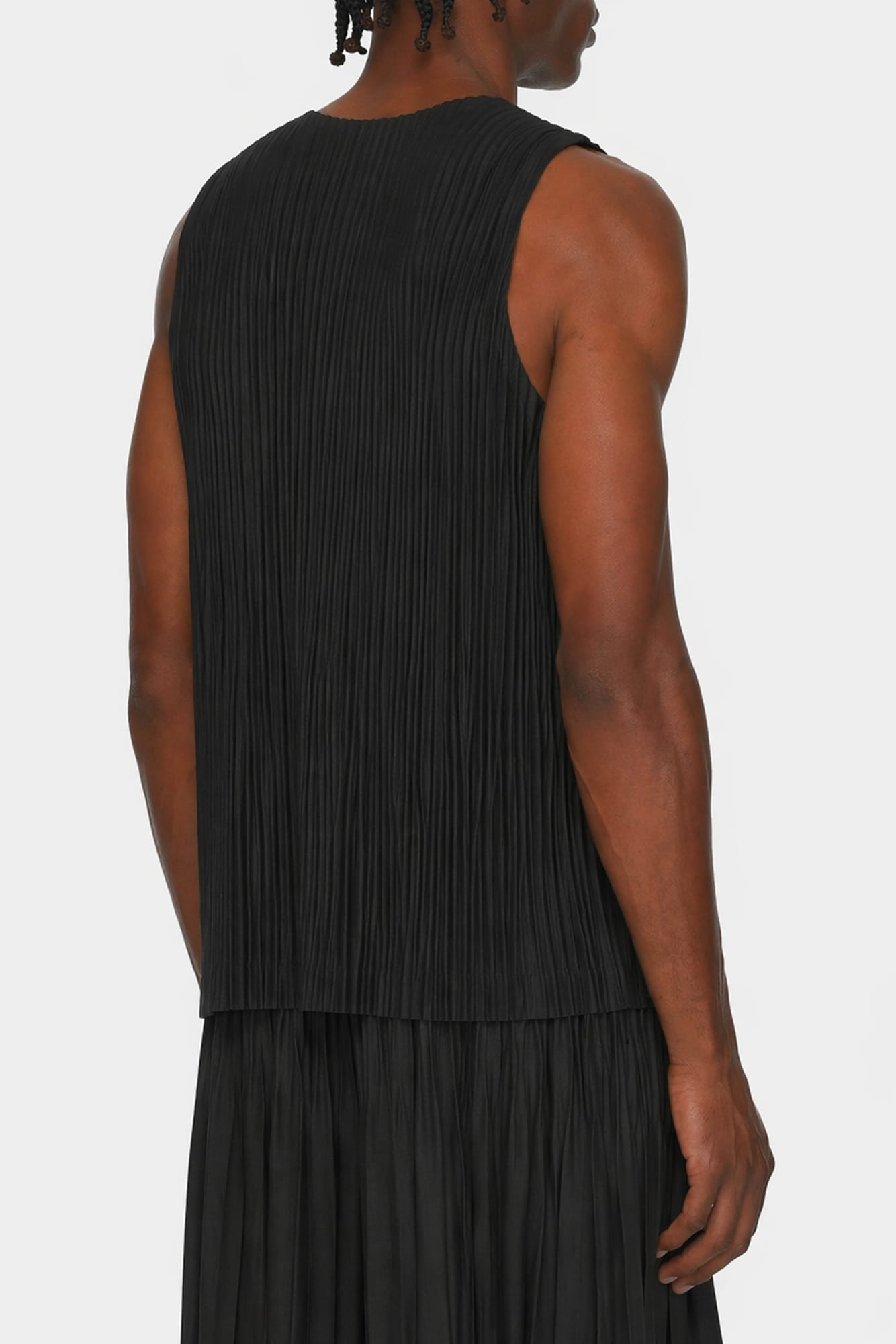 Homme Plissé Issey Miyake June Monthly Colors Tank in Black back