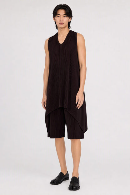 Homme Plissé Issey Miyake Wear or Wrap Shorts in Eggplant Black full look