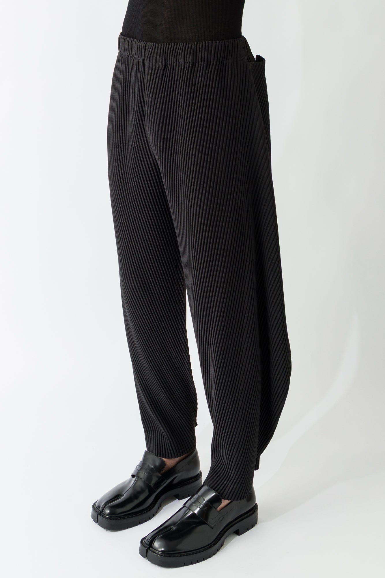 Homme Plissé Issey Miyake Angular Stone Trousers In Coke Gray