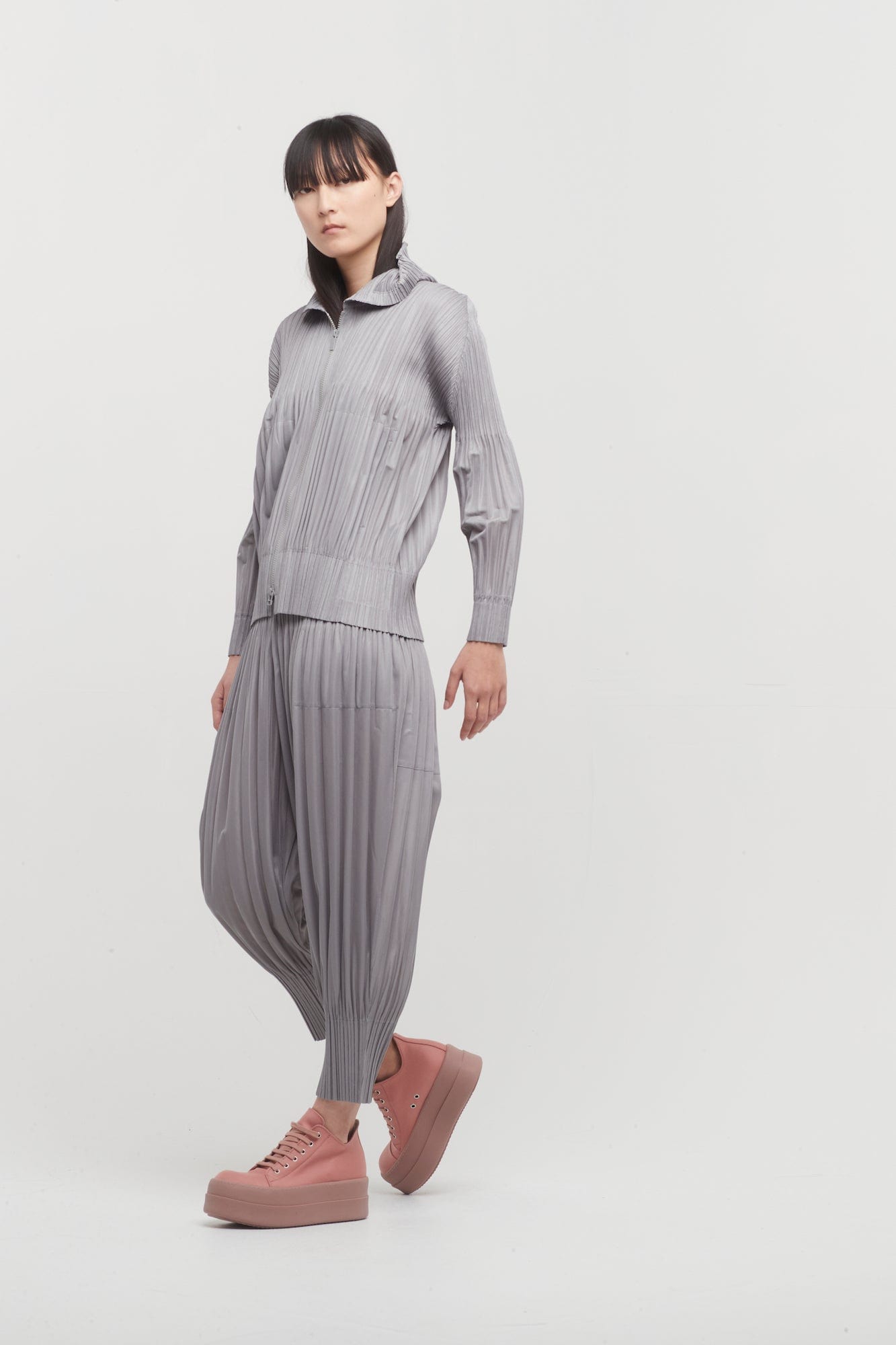 Pleats Please Issey Miyake Fluffy Basics Joggers in Cool Grey full look 2