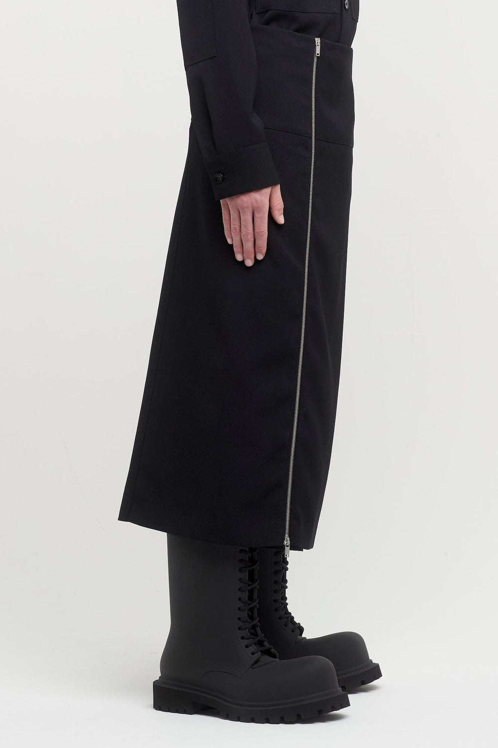 Jil Sander Mens Skirt 10 in Black – Antidote Fashion and Lifestyle