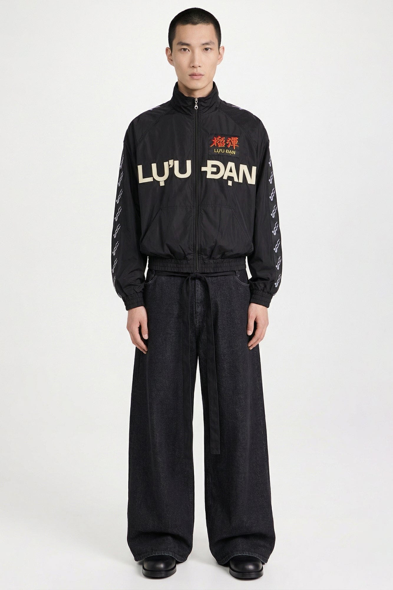 Lu'u Dan Windbreaker in Black