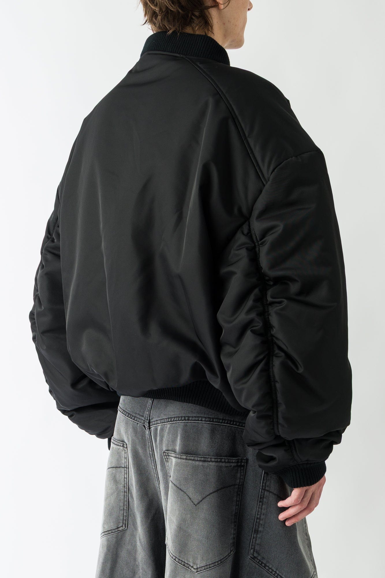 Lu'u Dan Unibomber in Black