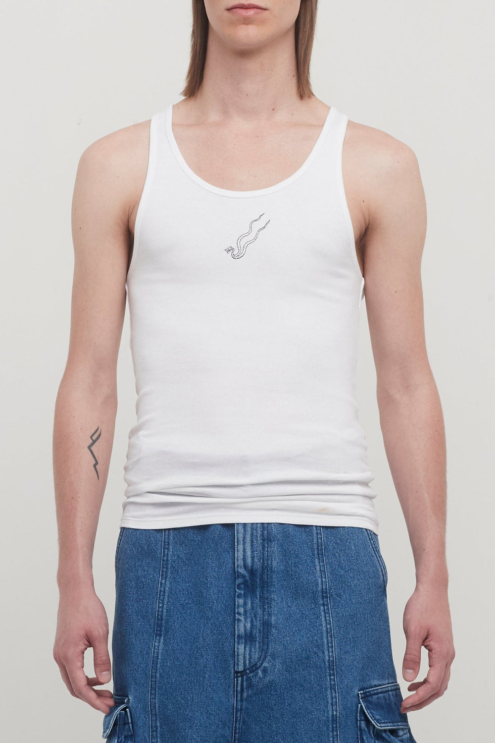 LU'U DAN: White Embroidered Tank Top