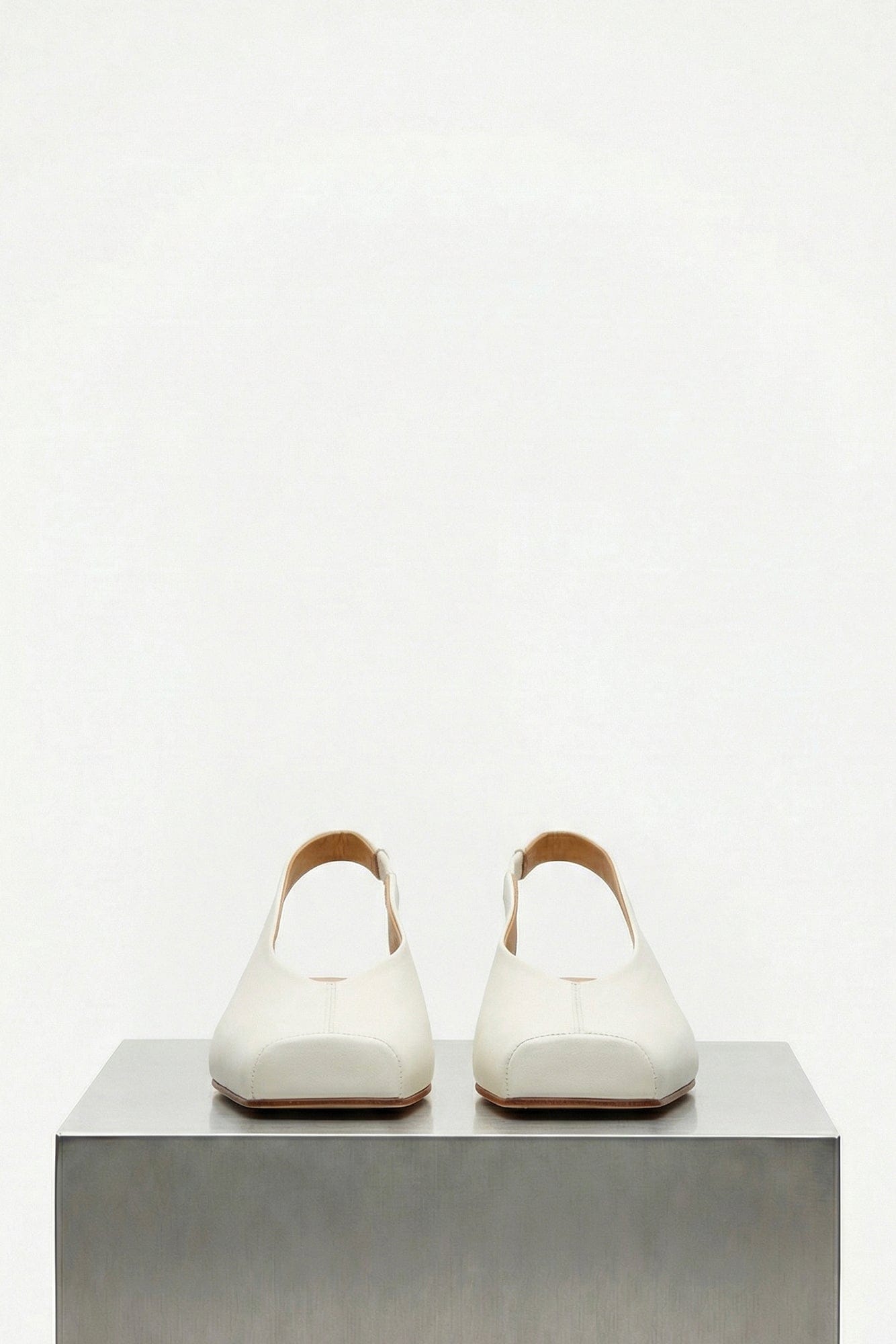 MM6 Slippers in White
