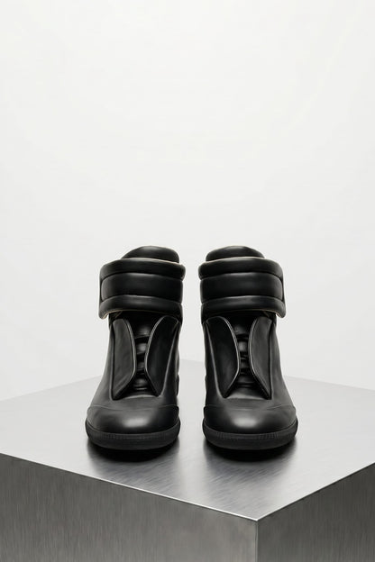 Maison Margiela Future Mid Top in Black front