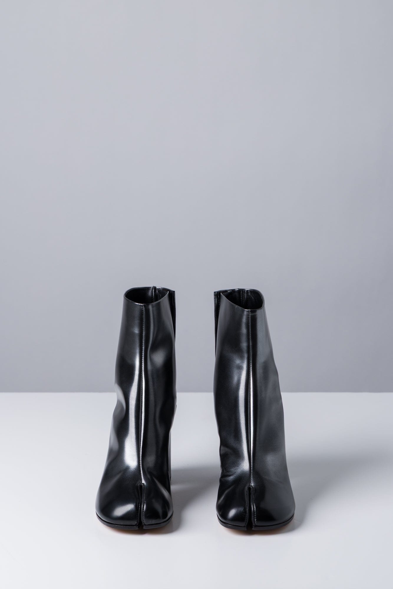 Maison Margiela Metallic Glow Tabi Boots