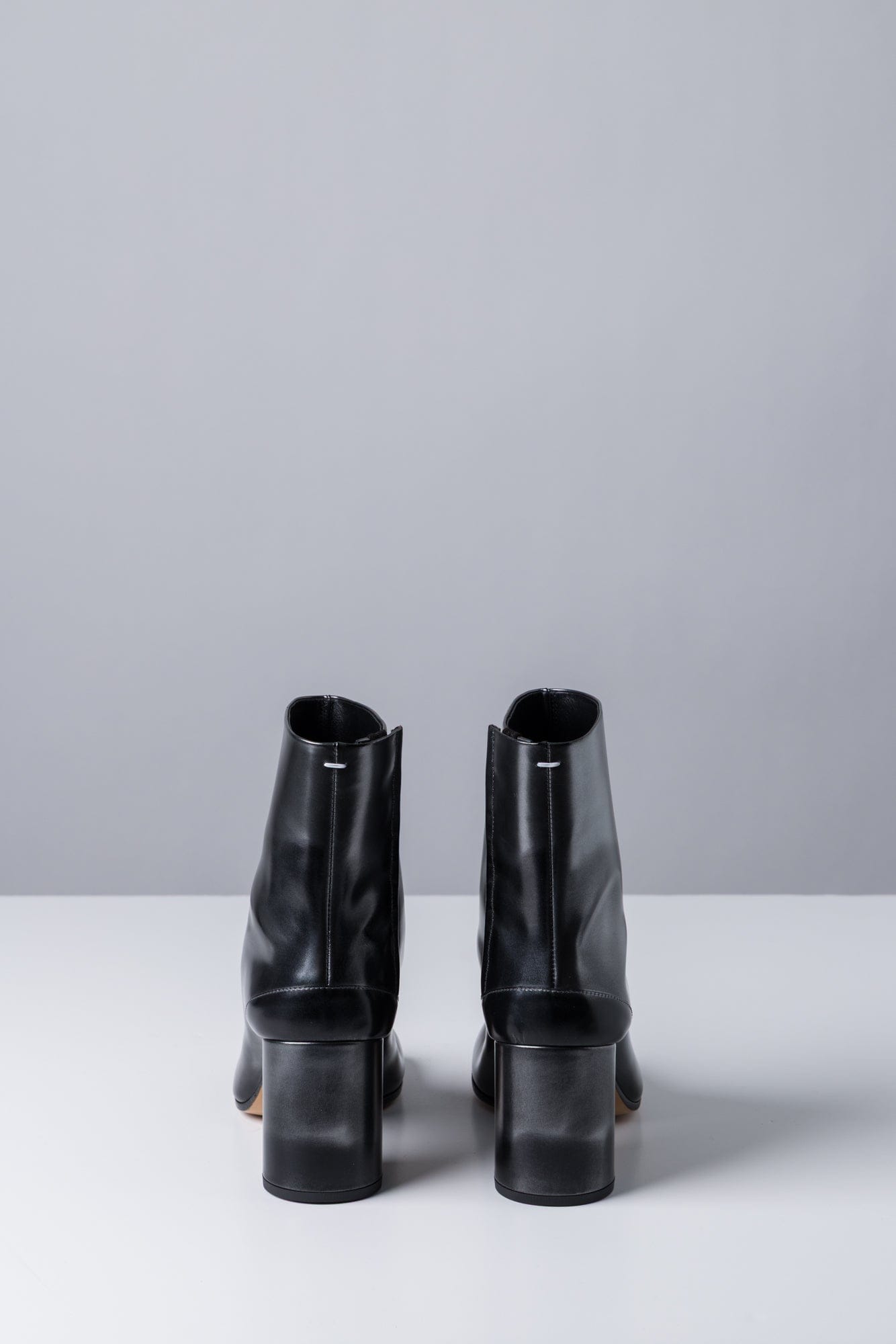 Maison Margiela Metallic Glow Tabi Boots back