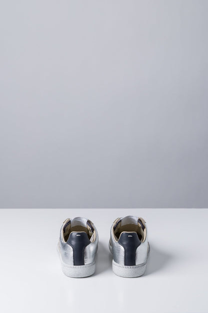 Maison Margiela Replica M Sneakers in Metallic back