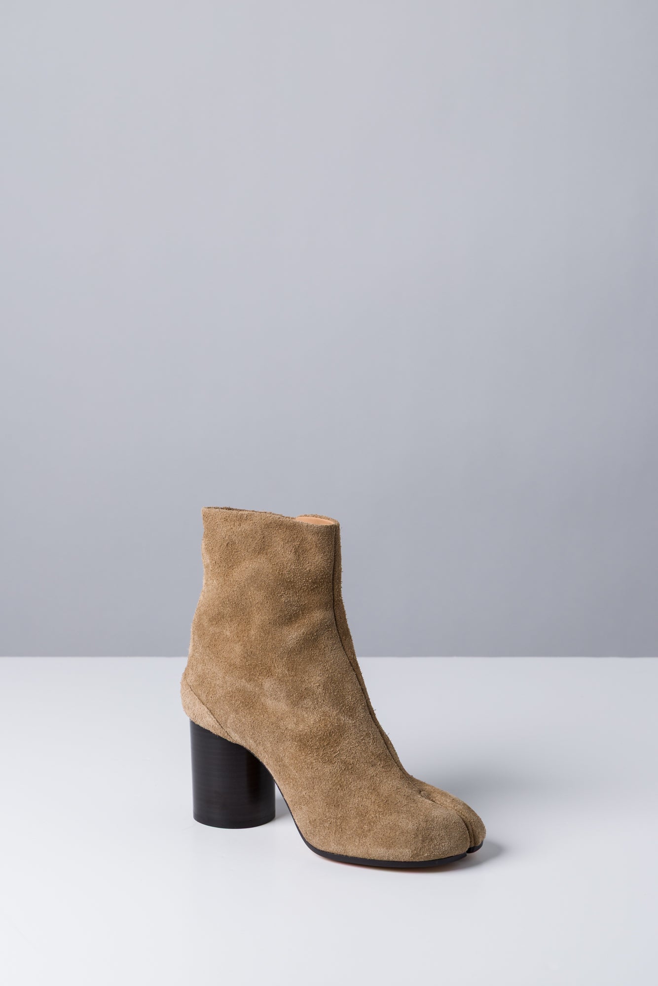 tabito0978 Maison Margiela Tabi 80MM Split-Toe Leather Pumps | Saks Fifth Avenue