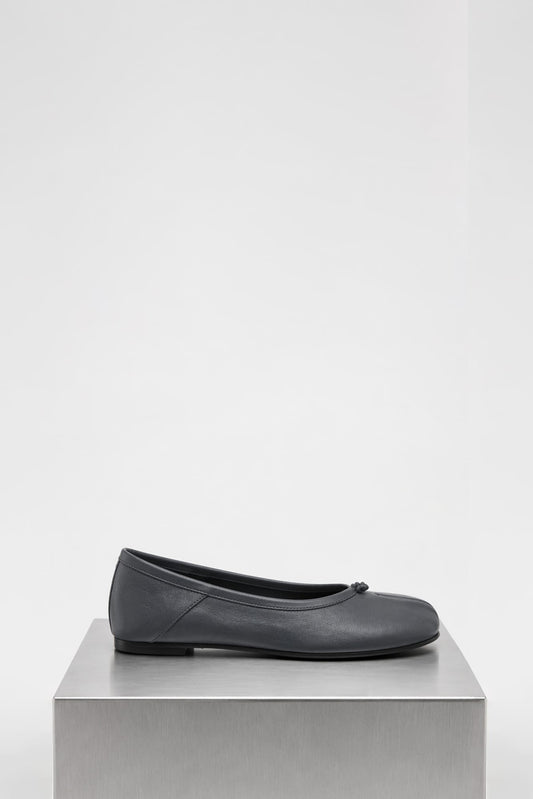 Maison Margiela Tabi Ballerina in Grey Blue