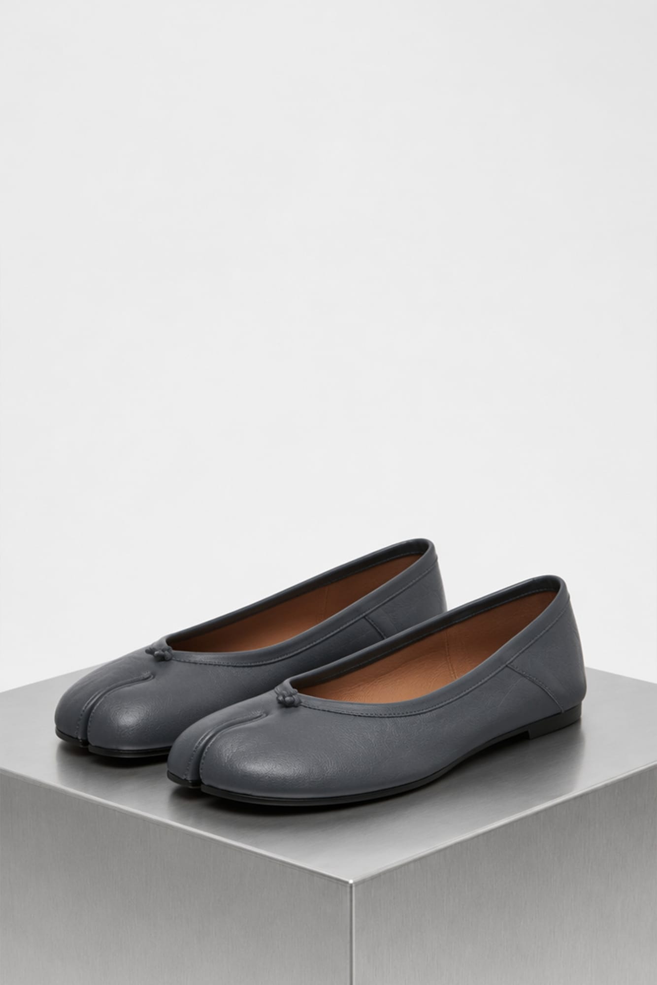 Maison Margiela Tabi Ballerina in Grey Blue side