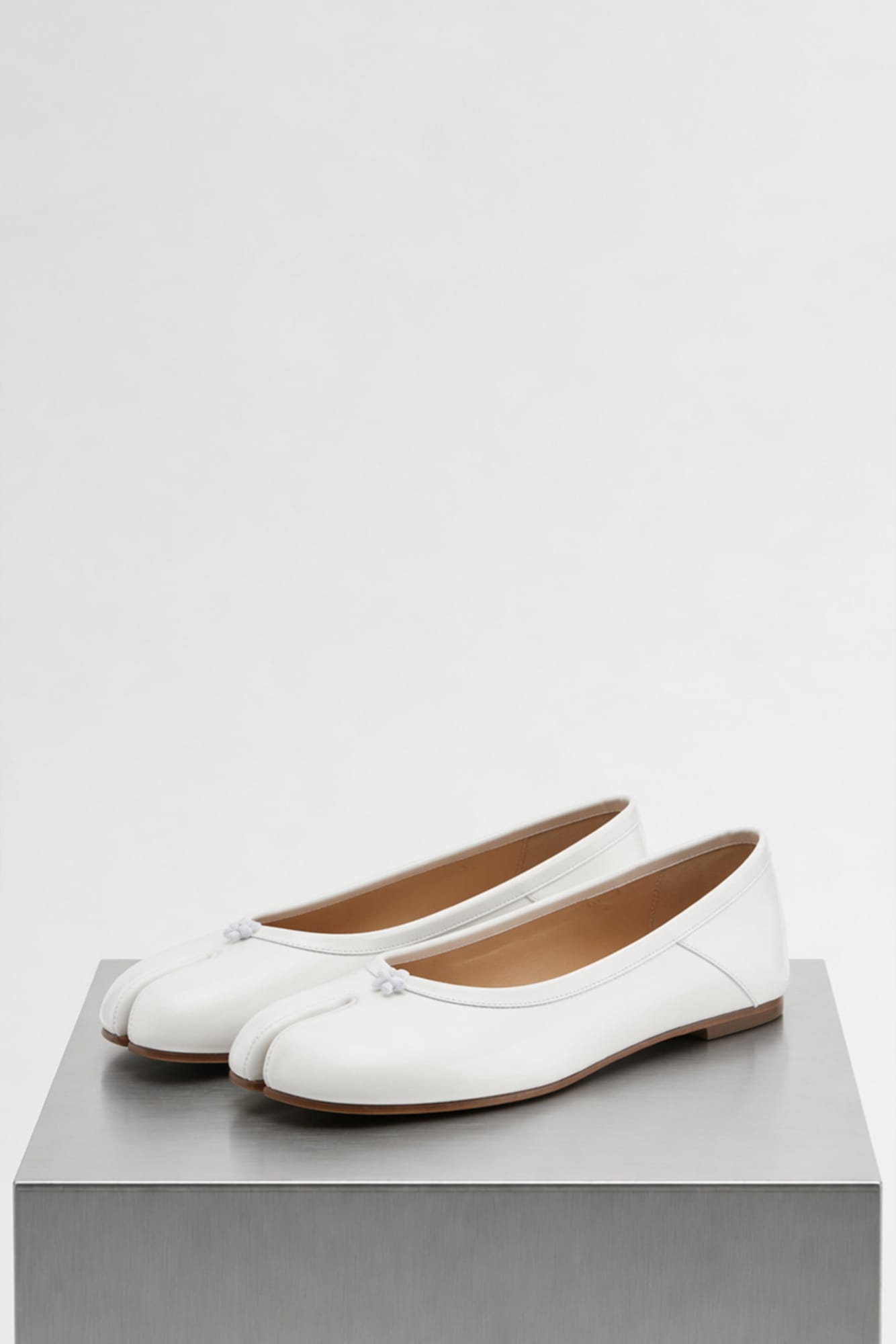 Maison Margiela Tabi Ballerina in White Leather side
