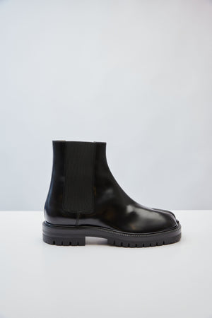 Maison Margiela Tabi County Chelsea side
