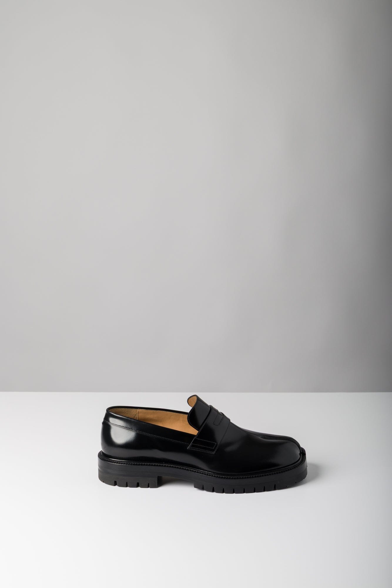 Maison Margiela Tabi County Loafer